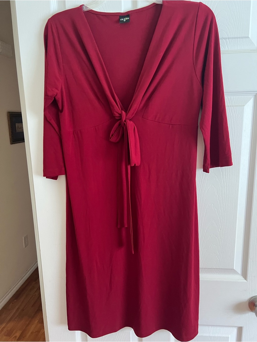 Olian Ladies Dress Size Plus XL Burgundy Mid Length Tie V-Neck 3/4 sleeves